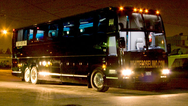 Luxury VIP Party Bus - 44 Passenger